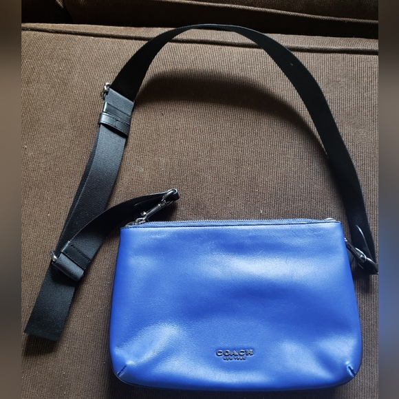 Everett Crossbody in Colorblock Signature Canvas - Picture 5 of 7